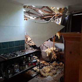 Imagens dos danos postadas nas redes sociais.