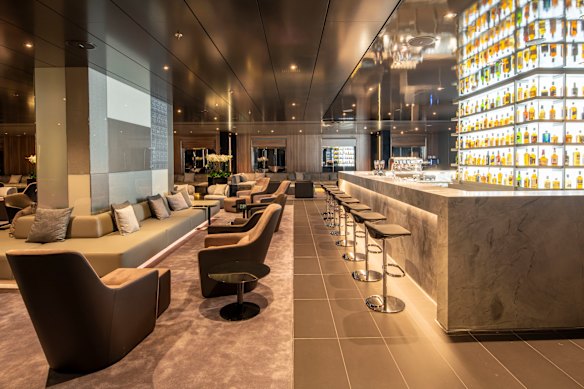 Scenic Bar on Scenic Eclipse.
