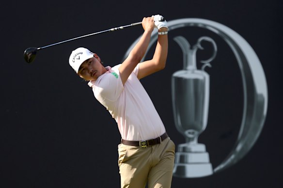 O australiano Min Woo Lee faz birdies no primeiro buraco no primeiro dia do 154º Royal Birkdale Open Championship. 