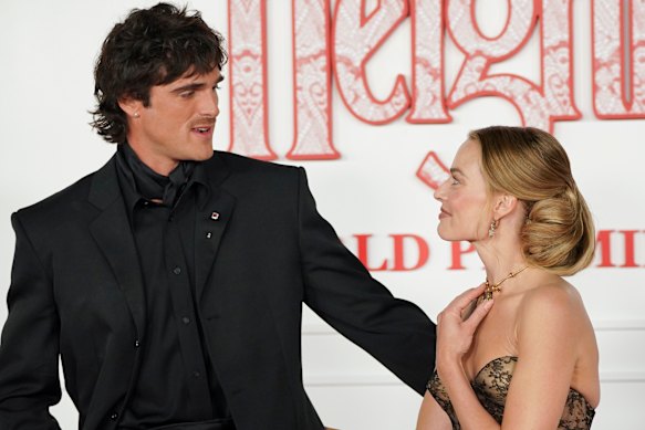 The “Wuthering Heights” press tour was loaded with cheeky looks and romantic comments between the stars.