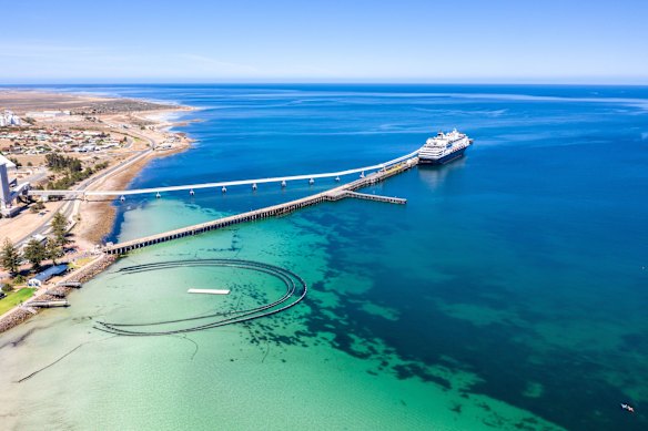 Cruise ship at Wallaroo on the Yorke Peninsula.