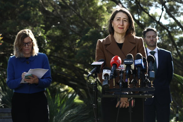 Premier Gladys Berejiklian, Minister for Customer Service Victor Dominello and NSW Chief Health Officer Kerry Chant update the media on the NSW government's coronavirus response on Thursday.