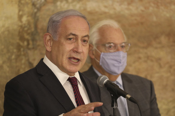 Israeli Prime Minister Benjamin Netanyahu and US ambassador to Israel David Friedman (right).