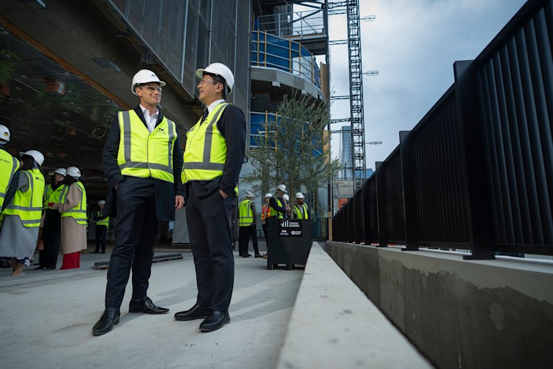 Mirvac investment head Richard Seddon (left) with Daibiru’s Takashi Tomoda at 7 Spencer.
