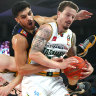 JackJumpers into NBL grand final after Goulding injury floors United