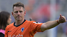 Bernard Foley of Kubota Spears gives a thumbs up for fans.