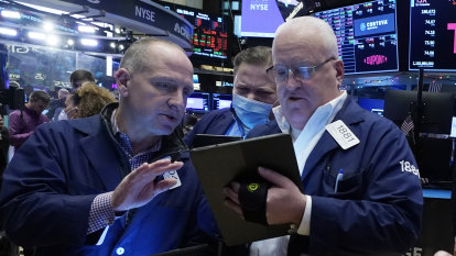 ASX set to dip as Wall Street wobbles towards bear market