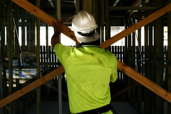 Apprentices and tradespeople can benefit from the new Keystart credit discount.