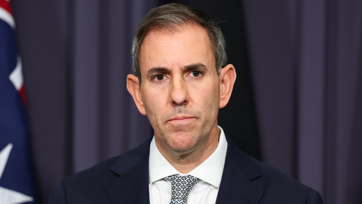 Labor quiet on timeline over widows tax change