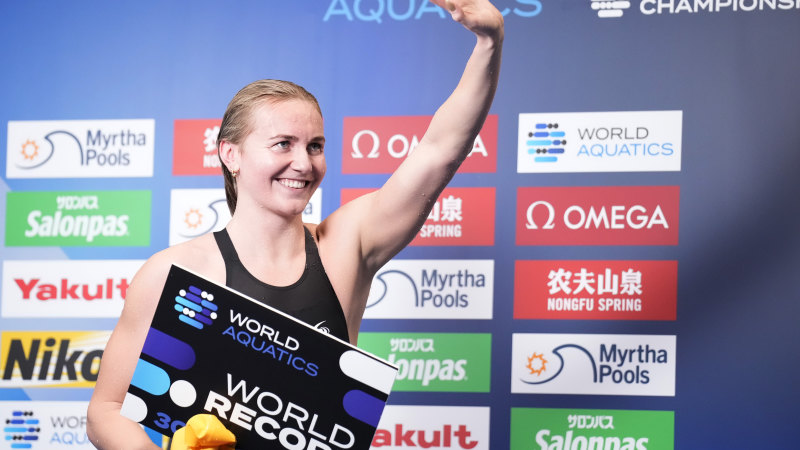 World Swimming Championships LIVE: Ariarne Titmus wins gold, breaks world record; Sam Short becomes world champion