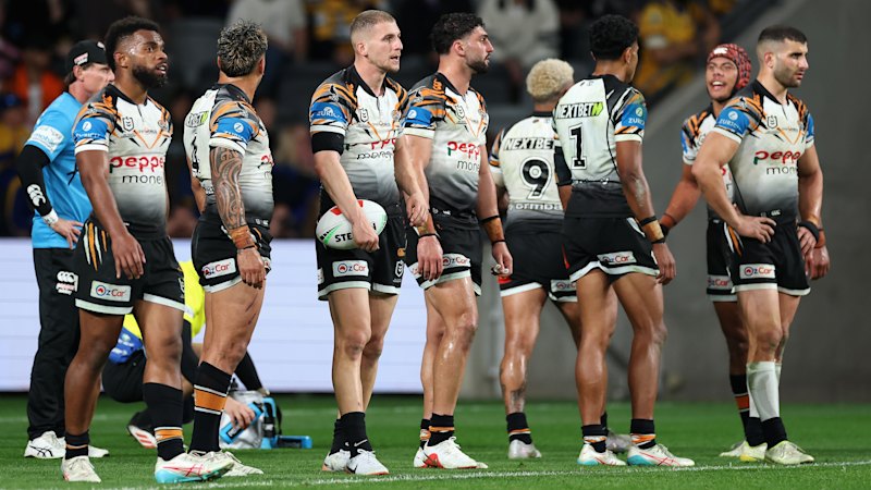 Wests Tigers face late-season collapse after extending losing streak