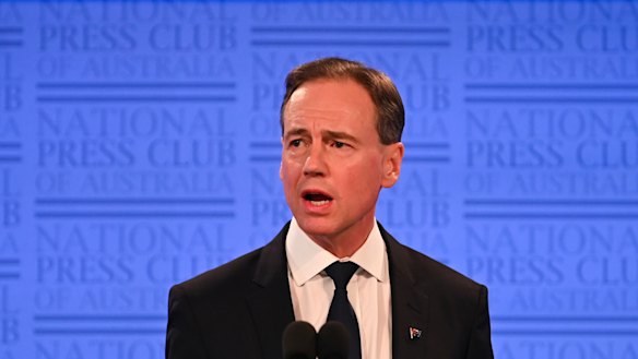 Health minister Greg Hunt is negotiating a new deal with community pharmacists.