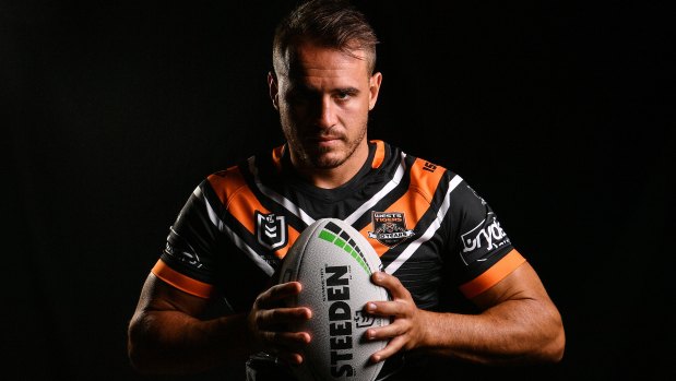 Josh Reynolds' recall will see him play with the No.9 on his back.