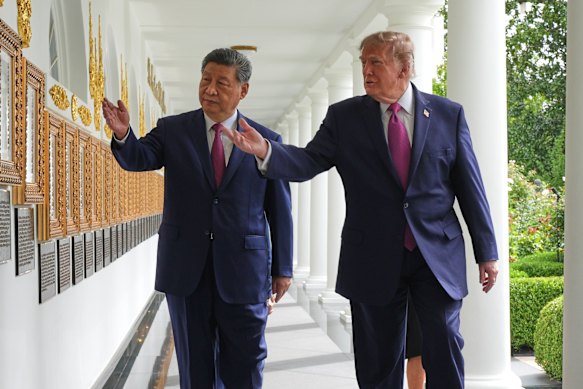 Trump pointed out the picture of an “autopen” used instead of a portrait of former president Joe Biden.