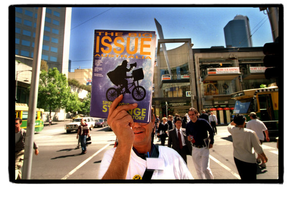 The Big Issue on sale in the Bourke Street Mall in 1998.