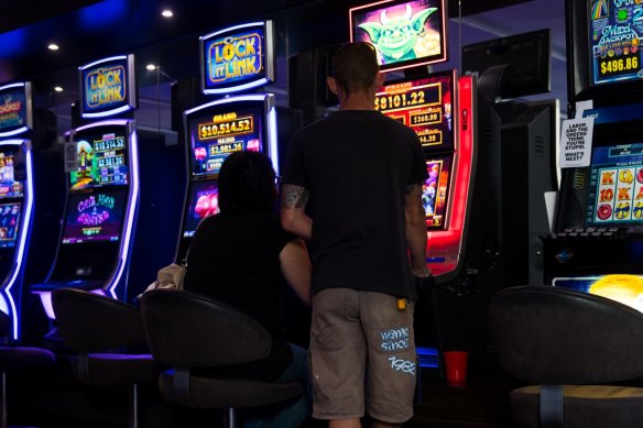 Gambling reform advocate Tim Costello has urged the ACT government to abandon plans to install pokies in Canberra Casino.