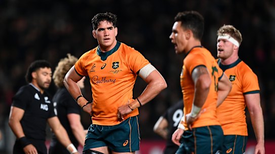 Darcy Swain and the Wqallabies look on at Eden Park.