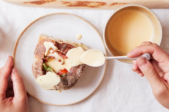 Eggs Benedict, made easy.