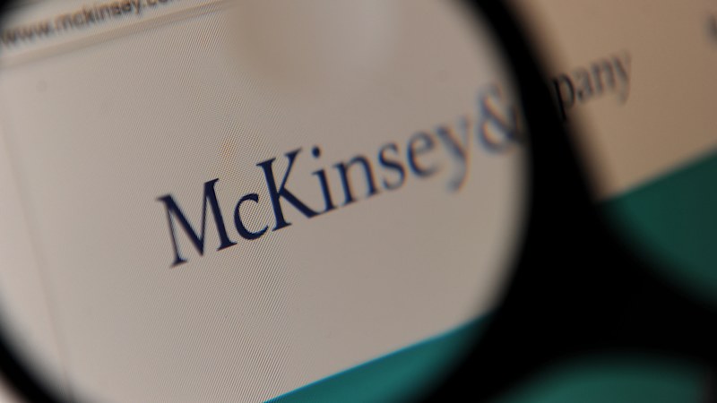 McKinsey to revamp partner pay in new AI era