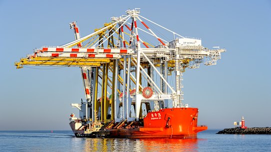 Holy ship: Heavy carrier arrives at Fremantle Port for crane delivery