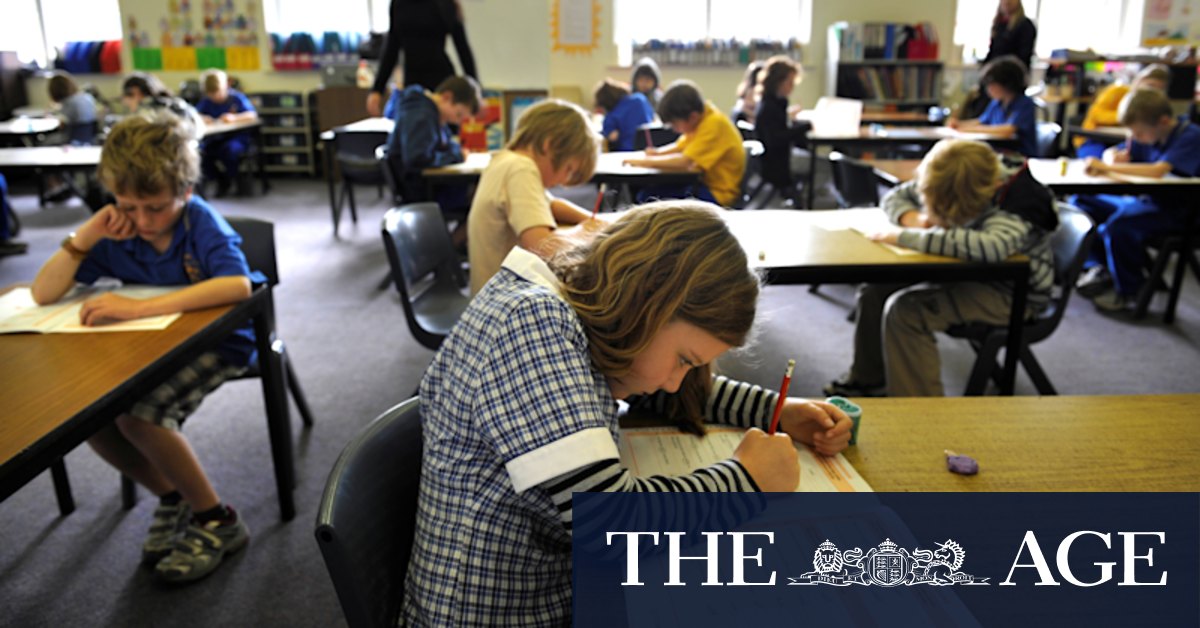 NAPLAN data shows results at Victorian country schools falling behind those in the city - Vimarsana News