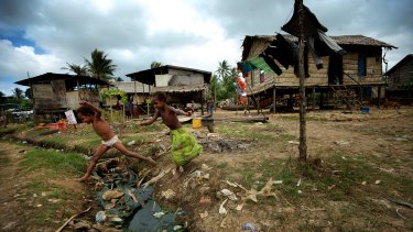 Daru Island, where China proposes to base a new fishery, is very close to Australian waters in the Torres Strait.