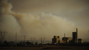 Smoke smothers Whittlesea.