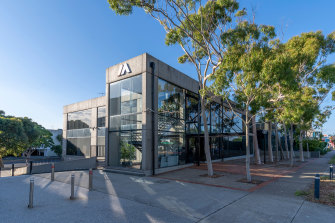 A not-for-profit organisation snapped up a vacant two-level office at 401-403 Nepean Highway for around $5 million.