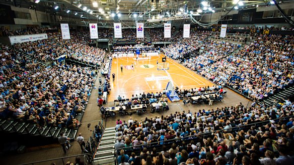 There were 4817 in the house at a sold-out AIS Arena.  

