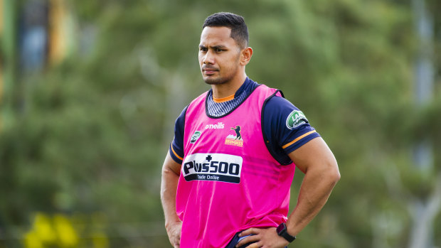 Toni Pulu has been easing himself back into Brumbies training, joining the team at Radford College this week.
