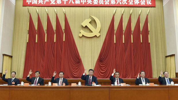 Members of the Chinese Politburo Standing Committee including Zhang Gaoli (left), President Xi Jinping (centre), and Premier Li Keqiang (right of Xi) at a meeting in Beijing in 2016.