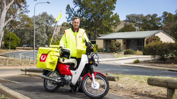 AusPost delivery officer, Shane Wilson and AusPost are calling for people to drive safe around posties and control their dogs after 24 incidents last financial year.