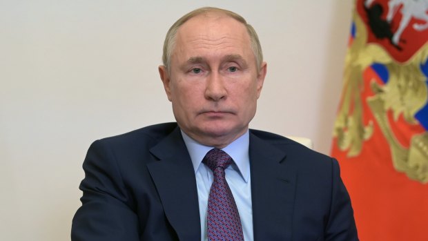 These communists oppose the current occupant of the Kremlin: President Vladimir Putin.