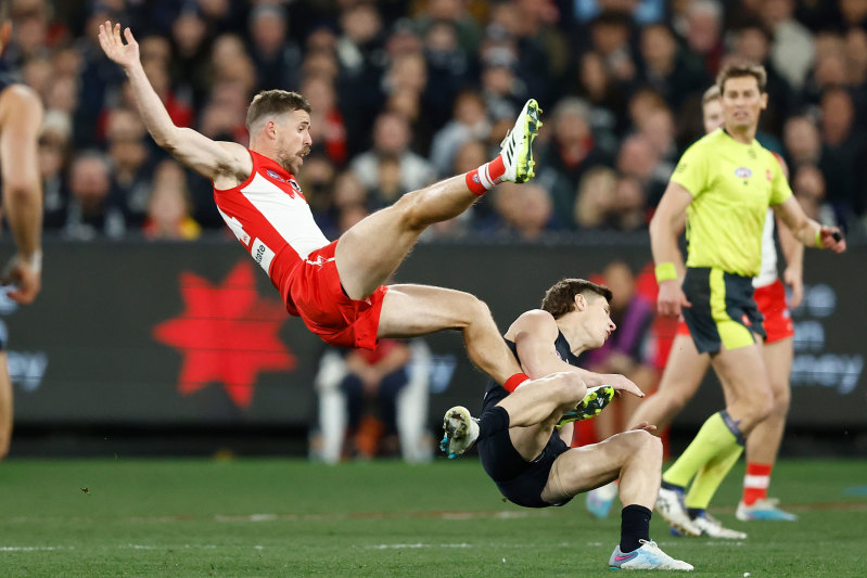 AFL 2023 round 12 LIVE updates: Melbourne Demons v Carlton Blues results,  scores, fixtures, teams, ladder, odds, tickets, how to watch