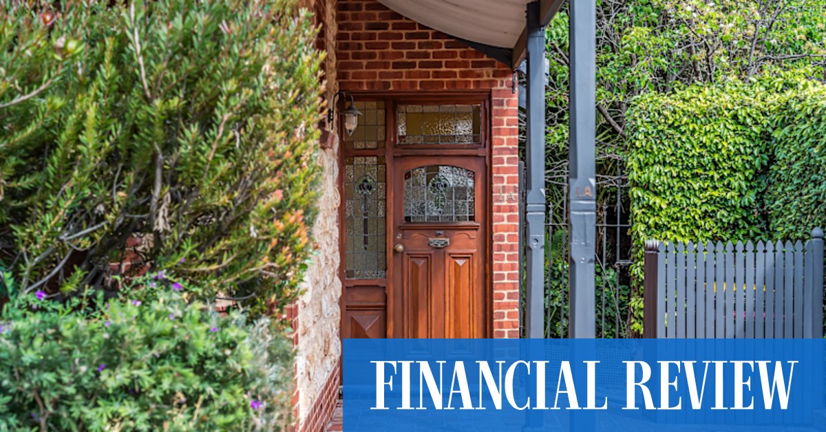 Investor pays $1.3m for a property he owned 23 years earlier