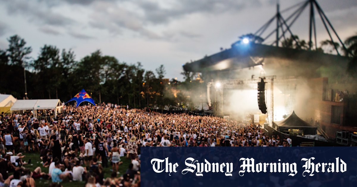 Council to tap private sector for major Riverstage upgrade