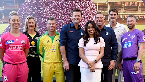 Ash Gardner, Ellyse Perry, David Warner, Adam Gilchrist, Isa Guha, Shane Warne, Pat Cummins and Matthew Wade at the Foxtel Summer of Cricket launch at the SCG.
