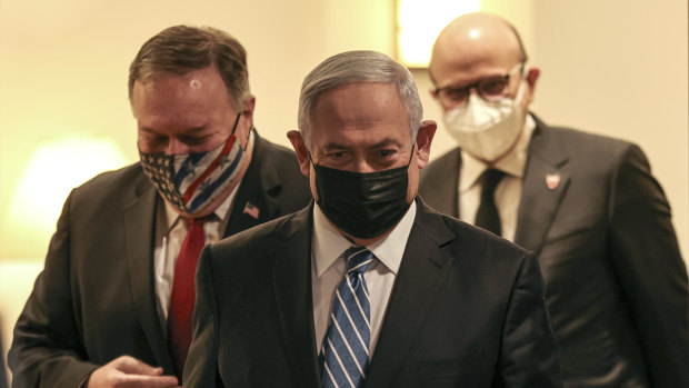 From left to right, US Secretary of State Mike Pompeo, Israeli Prime Minister Benjamin Netanyahu and Bahrain's Foreign Minister Abdullatif bin Rashid Alzayani arrive for a joint press conference after their trilateral meeting in Jerusalem.