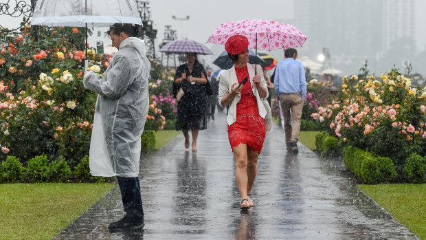 A wet start to Melbourne Cup.