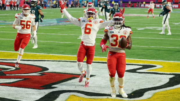 Nick Bolton celebrates the Chiefs’ touchdown after Jalen Hurts’ fumble.