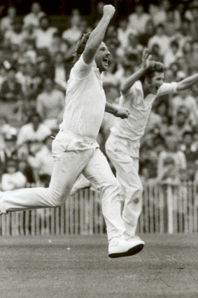 Ian Botham celebrates victory at the MCG in the Boxing Day Test of 1982.