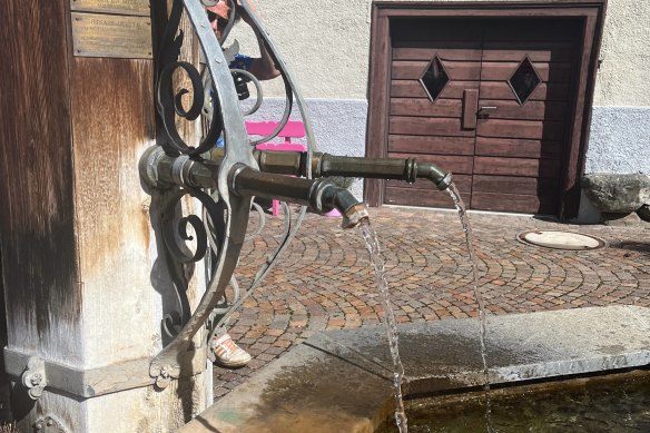 Mineral water in the fountains in Scuol is filtered through dolomite rock.