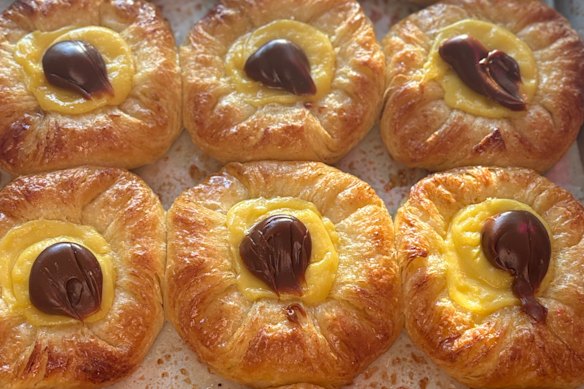 Titto by Coco also make other Argentine pastries like florcita.