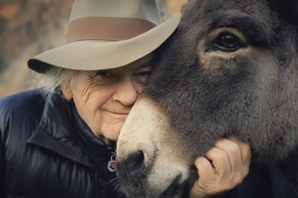 Jerzy Skolimowski on the set of EO with one of his furry actors.
