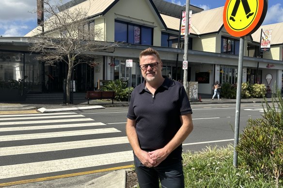 Ken Roney, who has lived in Paddington for over 20 years, has long called for this dangerous crossing to be improved. 