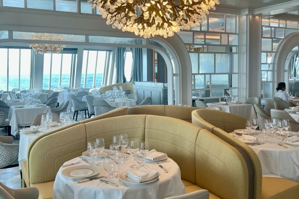 The Grand Dining Room onboard Oceania Vista.
