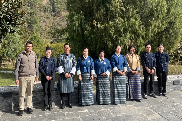 AndBeyond staff line up to sing a traditional farewell.