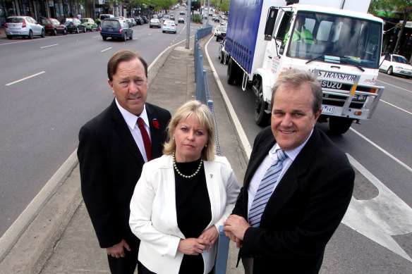 Left to right: councillors Geoff Ablett, Amanda Stapledon and Gary Rowe. 