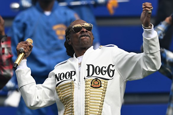 Snoop Dogg performs at the AFL grand final.