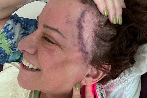 L7 bassist Jennifer Finch brain cancer